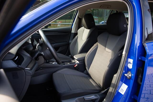 Skoda OCTAVIA Combi 1.4 TSI iV PHEV Style Business , Trekhaak, Carplay,