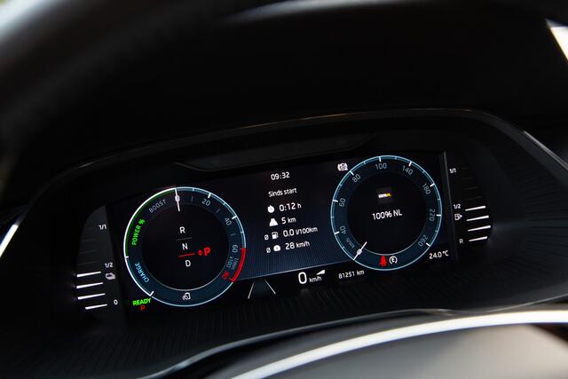 Skoda OCTAVIA Combi 1.4 TSI iV PHEV Style Business , Trekhaak, Carplay,