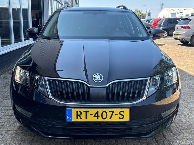 Skoda OCTAVIA Combi 1.0 TSI Greentech Ambition Business | Automaat | Apple Carplay | Achterruitrijcamera | Navi