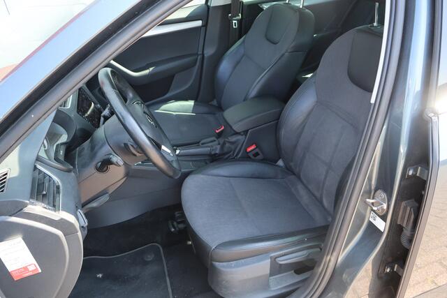 Skoda OCTAVIA Combi 1.6 TDI DSG Greentech Clever Edition