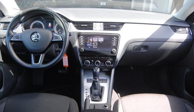 Skoda OCTAVIA Combi 1.4 TSI Grt Ambition | Trekhaak | Carplay | Automaat | Cruise