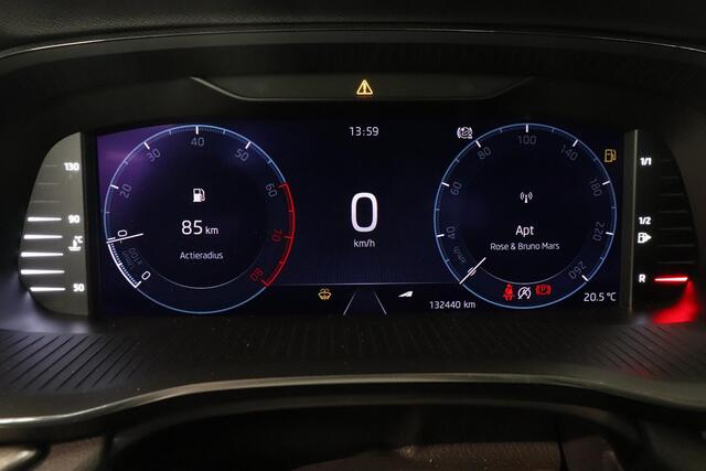 Skoda OCTAVIA Combi 1.0 TSI Business Edition | Camera | Navigatie | Key-less | Cruise control | Elek Achterklep | Lichtmetaal |