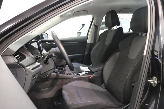 Skoda OCTAVIA Combi 1.0 TSI Business Edition | Camera | Navigatie | Key-less | Cruise control | Elek Achterklep | Lichtmetaal |