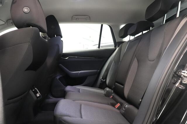 Skoda OCTAVIA Combi 1.0 TSI Business Edition | Camera | Navigatie | Key-less | Cruise control | Elek Achterklep | Lichtmetaal |