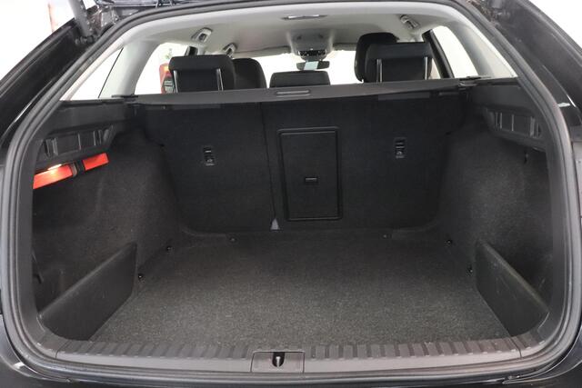 Skoda OCTAVIA Combi 1.0 TSI Business Edition | Camera | Navigatie | Key-less | Cruise control | Elek Achterklep | Lichtmetaal |