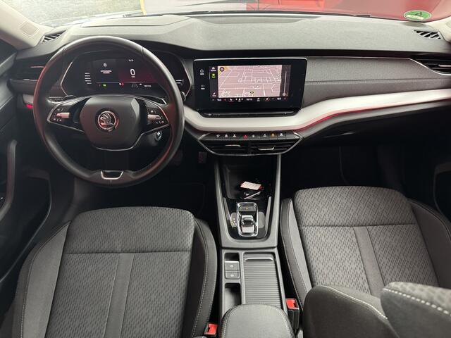 Skoda OCTAVIA Combi 1.5 e-TSI Business Edition Plus | Memory | Trekhaak | Stoelverwarming