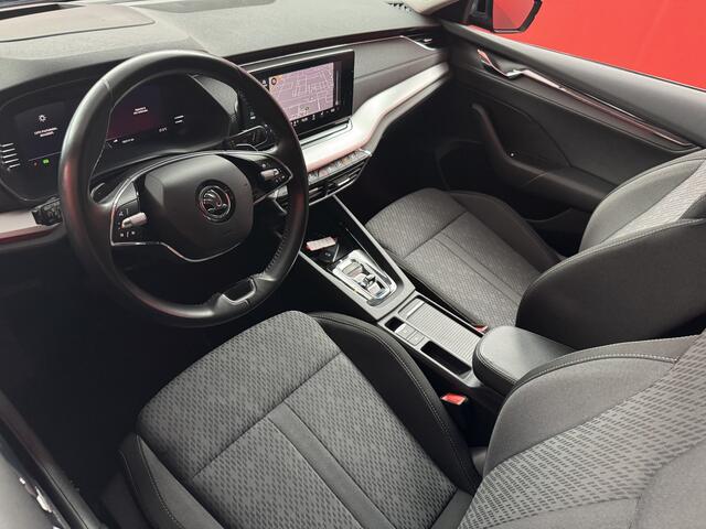 Skoda OCTAVIA Combi 1.5 e-TSI Business Edition Plus | Memory | Trekhaak | Stoelverwarming