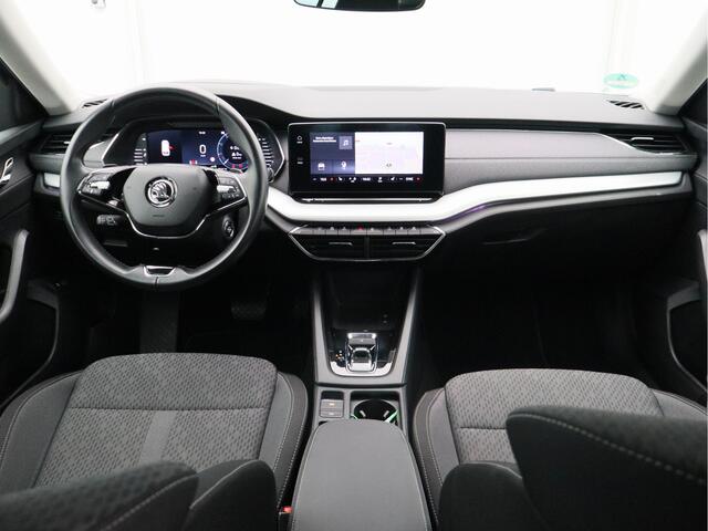 Skoda OCTAVIA Combi 1.0 e-TSI Business Edition Plus/ automaat/ compleet!