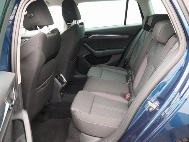 Skoda OCTAVIA Combi 1.0 e-TSI Business Edition Plus/ automaat/ compleet!