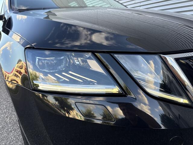Skoda OCTAVIA Combi 1.4 TSI Grt Sty. Bns NAP Pano Led Camera Trekhaak Canton ACC