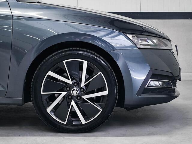 Skoda OCTAVIA Combi 1.4 TSI iV PHEV Business Edition | NL + 1e eig | ACC | Camera | Winter | Sfeer |