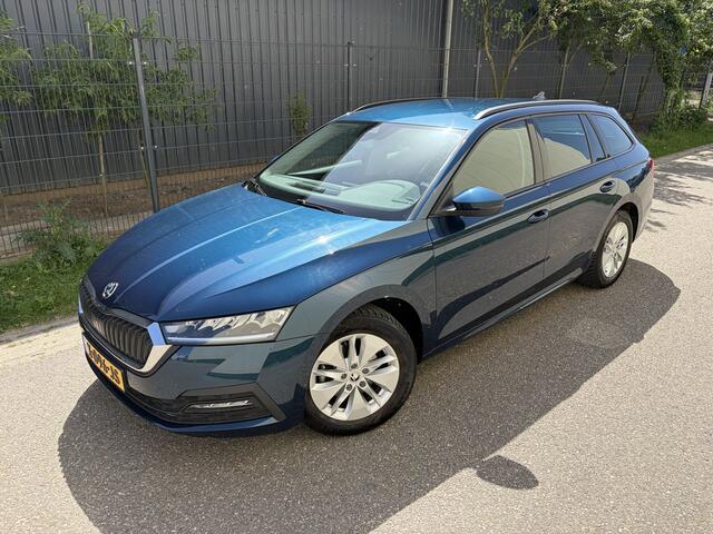 Skoda OCTAVIA Combi 1.0 e-TSI Business Edition / AUTOMAAT / NAVI / CRUISE / INCL BTW