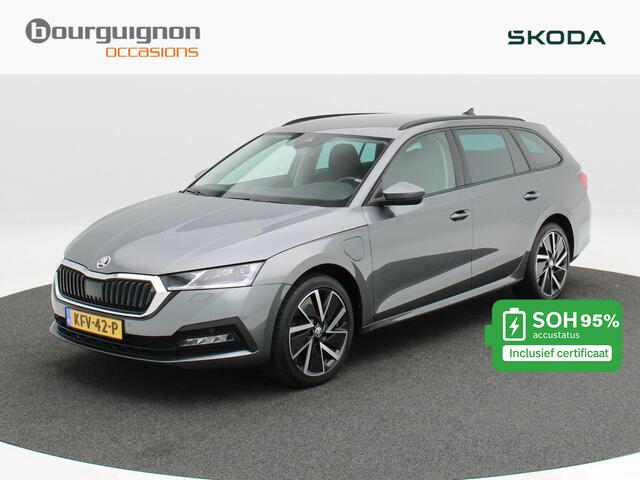 Skoda OCTAVIA Combi 1.4 TSi iV PHEV 218 Pk Sportline Business | Camera | Stoel/Stuur verwarming | Climatronic | Cruise Control | Navigatie | CarPlay | 18 Inch | 94.711 Km !!