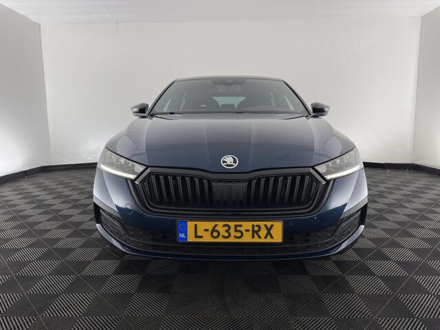 Skoda OCTAVIA 1.0 e-TSI Sport Business Aut. *FULL-LED | DIGI-COCKPIT | ADAPTIVE-CRUISE | COMFORT-SEATS | NAVI-FULLMAP | CARPLAY | SHIFT-PADDLES | ECC | PDC | 18''ALU | TOWBAR*