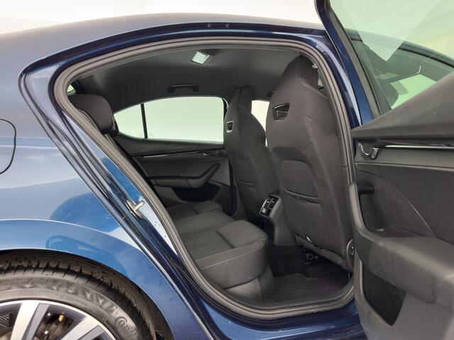 Skoda OCTAVIA 1.0 e-TSI Sport Business Aut. *FULL-LED | DIGI-COCKPIT | ADAPTIVE-CRUISE | COMFORT-SEATS | NAVI-FULLMAP | CARPLAY | SHIFT-PADDLES | ECC | PDC | 18''ALU | TOWBAR*