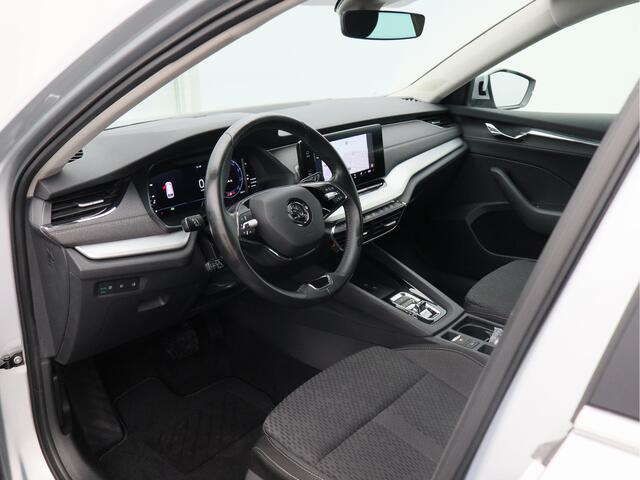 Skoda OCTAVIA Combi 1.0 e-TSI Business Edition Plus/ trekhaak/ zeer mooi!