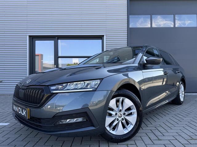 Skoda OCTAVIA Combi 1.0 TSI Business Edition ?Virtual Cockpit ?Full LED ?Navigatie ?Apple Carplay & Android Auto ?Sfeerverlichting ?Elektrische Achterklep ?Trekhaak ?Climate ?Cruise ?Parkeersensoren ?Lichtmetaal