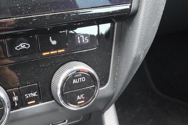 Skoda OCTAVIA Combi 1.6 TDI Greentech Clever Edition | BTW auto | Navigatie | Apple Carplay/Android Auto | Cruise control