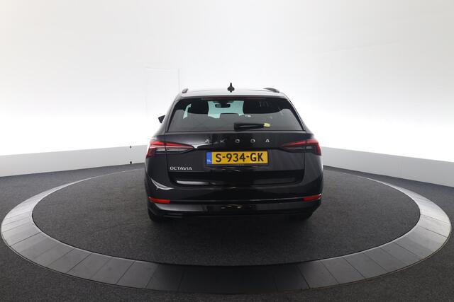 Skoda OCTAVIA Combi 1.5 TSI Business Edition