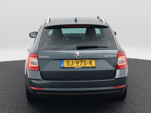 Skoda OCTAVIA Combi 1.0 TSi 115 Pk Ambition Business | Navigatie | Stoelverwarming | Cruise Control | 16 Inch | Privacy Glass | 135.994 Km!!