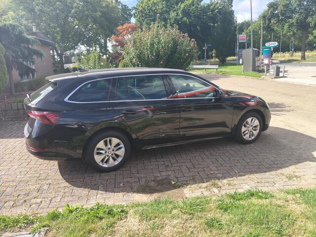 Skoda OCTAVIA COMBI 1.0i Ambition, Cruise, Navi, Dig Display, PDC