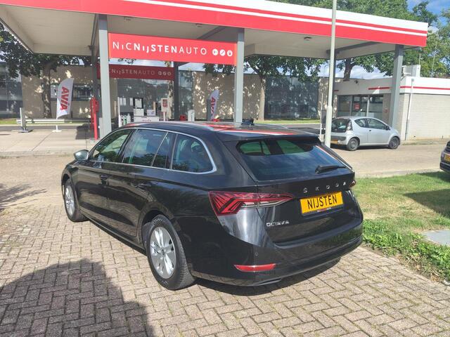 Skoda OCTAVIA COMBI 1.0i Ambition, Cruise, Navi, Dig Display, PDC