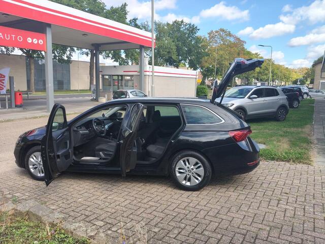 Skoda OCTAVIA COMBI 1.0i Ambition, Cruise, Navi, Dig Display, PDC