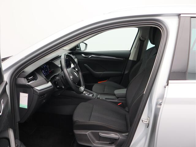 Skoda OCTAVIA Combi 1.5 e-TSI Business Edition Plus/ trekhaak/ automaat!