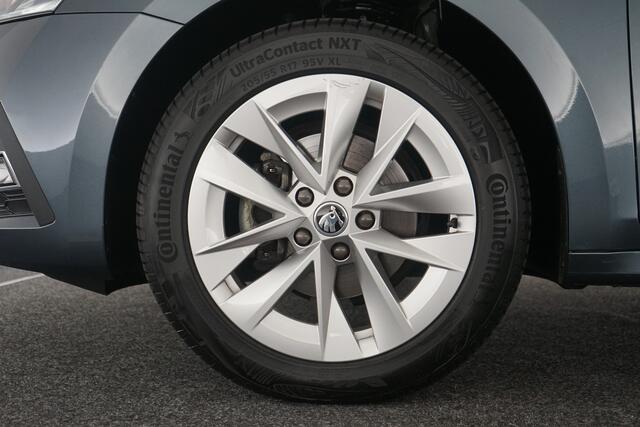 Skoda OCTAVIA Combi 1.5 TSI First Edition Stoelverwarming, Trekhaak