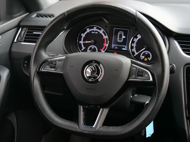 Skoda OCTAVIA Combi 1.0 TSI Greentech Sport Business Navigatie / Privacy glas / 17 Inch