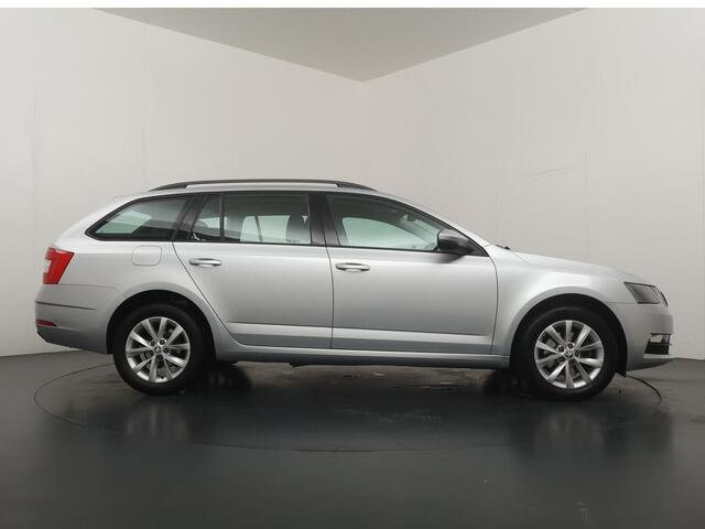 Skoda OCTAVIA Combi 1.5 TSI Greentech Ambition Business - Navigatie - Adaptive Cruise - Climate Control - Trekhaak