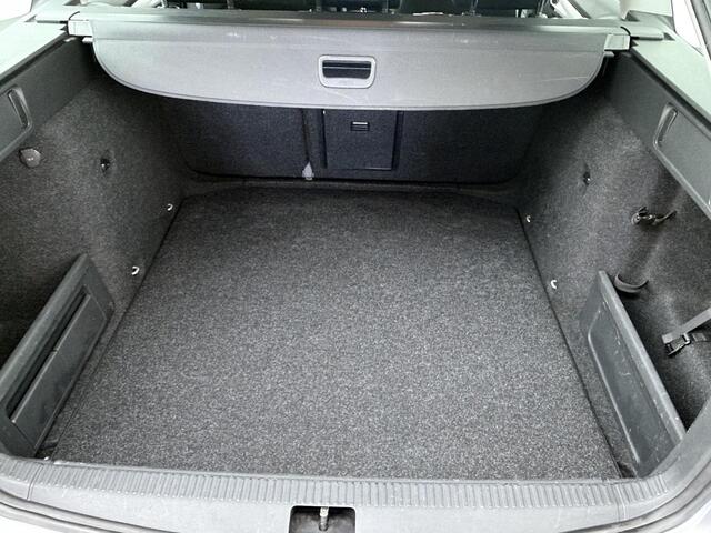 Skoda OCTAVIA Combi 1.5 TSI Greentech Ambition Business - Navigatie - Adaptive Cruise - Climate Control - Trekhaak