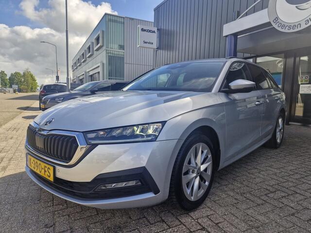 Skoda OCTAVIA Combi 1.0 TSI Business Edition | Automaat | Navigatie | Stoelverwarming |
