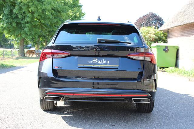 Skoda OCTAVIA Combi 1.4 TSI RS iV PHEV SOh 93% LEER PANO LED TH 134000KM!!!