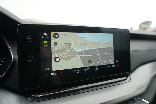Skoda OCTAVIA Combi 1.0 TSI Business Edition | TREKHAAK | METALLIC WIT | ADAPT. CRUISE | CARPLAY |