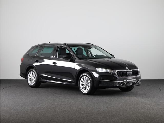 Skoda OCTAVIA Combi Selection 1.5 TSI 115 pk Verlengde garantie | Navigatie via App | Parkeersensoren | Cruise controle
