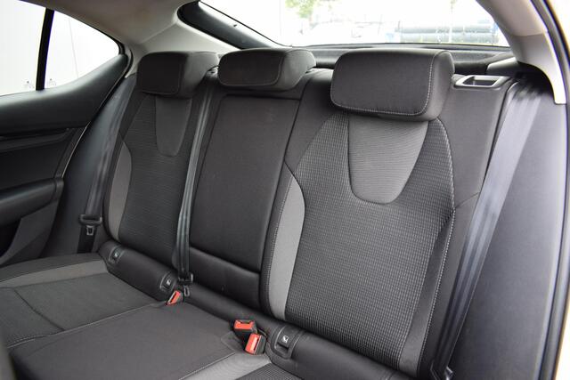 Skoda OCTAVIA 1.0 TSI Business Edition | Apple CarPlay | Sportstoelen | Climate | Cruise