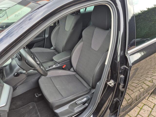 Skoda OCTAVIA Combi 1.4 TSI iV PHEV Business Edition Plus Apple Carplay, Full Map, Cruise Control