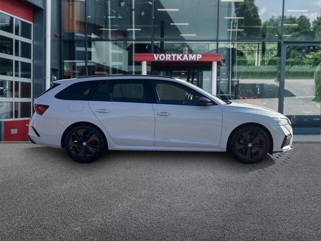 Skoda OCTAVIA 2.0 TDI DSG RS TREKHAAK/CAMERA/ELEK-KLEP/ACC/STOEL+STUURVERW/CARPLAY