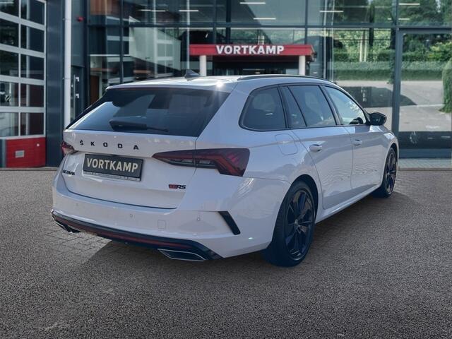 Skoda OCTAVIA 2.0 TDI DSG RS TREKHAAK/CAMERA/ELEK-KLEP/ACC/STOEL+STUURVERW/CARPLAY