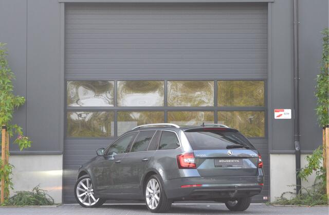 Skoda OCTAVIA Combi 1.0 TSI Greentech Style Business NAP | Automaat | Trekhaak | Carplay | Cruise Control