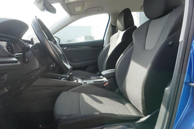 Skoda OCTAVIA Combi 1.0 TSI Ambition | CARPLAY | KEYLESS | CLIMATE | DEALER ONDERHOUDEN |