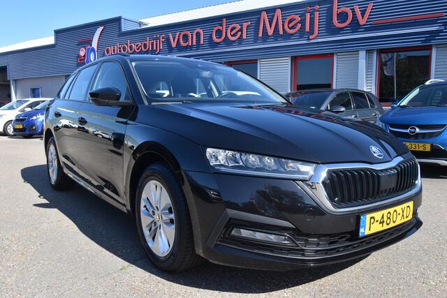 Skoda OCTAVIA Combi 1.0 e-TSI Business Edition , TREKHAAK , LED KOPL , NAVI , CLIMATR , PDC V+A , VIRTUAL COCKPIT ,