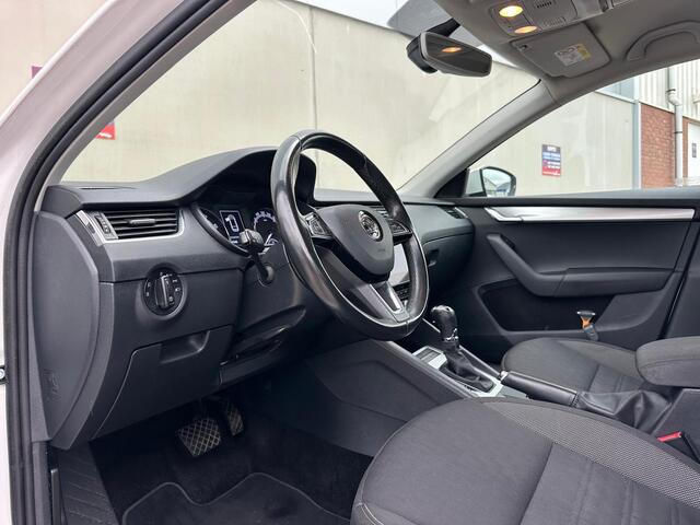 Skoda OCTAVIA Combi 1.0 TSI Greentech Ambition Business Climate C, Cruise C, Navigatie, Pdc!!!!