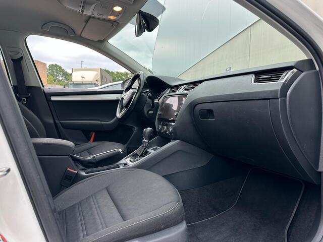 Skoda OCTAVIA Combi 1.0 TSI Greentech Ambition Business Climate C, Cruise C, Navigatie, Pdc!!!!