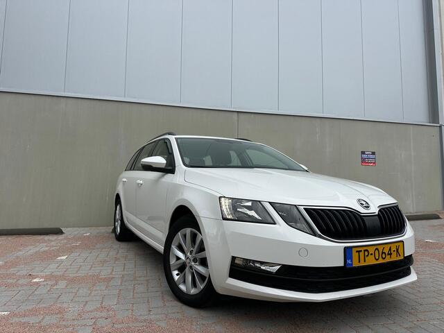 Skoda OCTAVIA Combi 1.0 TSI Greentech Ambition Business Climate C, Cruise C, Navigatie, Pdc!!!!