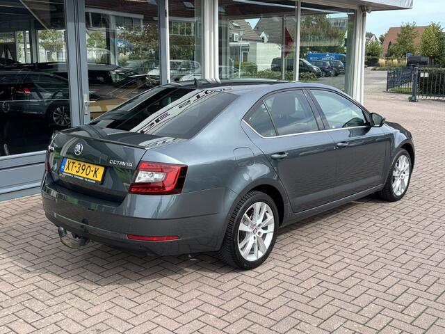 Skoda OCTAVIA 1.5 TSI Grt Sty. Bns Automaat, App Connect, Keyless entry!