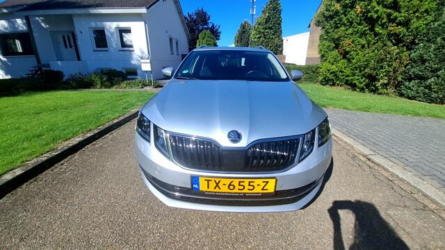 Skoda OCTAVIA Combi 1.0 TSI Grt St. Bns/airco/trekhaak/navi