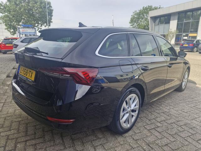 Skoda OCTAVIA Combi 1.0 TSI Business Edition Plus | Navigatie | Dodehoek | Adaptive Cruise Control | Elek. Best. Stoel + Achterklep |
