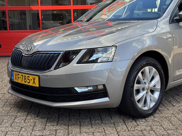 Skoda OCTAVIA Combi 1.0 TSI Greentech Ambition Business *TREKHAAK/CRUISE/NAVI*